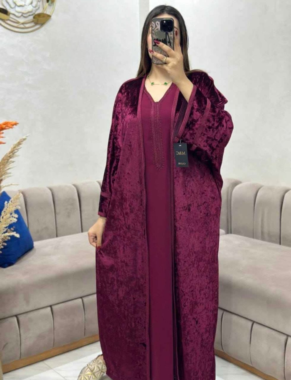 طقم القفطان الملكي: كريب حرير ومخمل فاخر