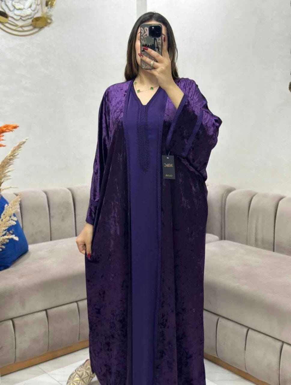 طقم القفطان الملكي: كريب حرير ومخمل فاخر