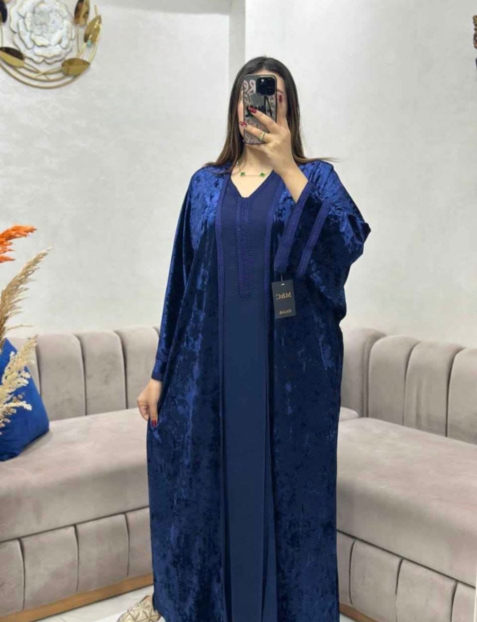 طقم القفطان الملكي: كريب حرير ومخمل فاخر